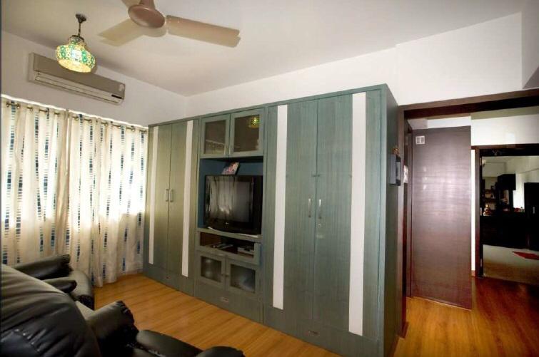 4 BHK Un Furnished in Palash Towers , Andheri West